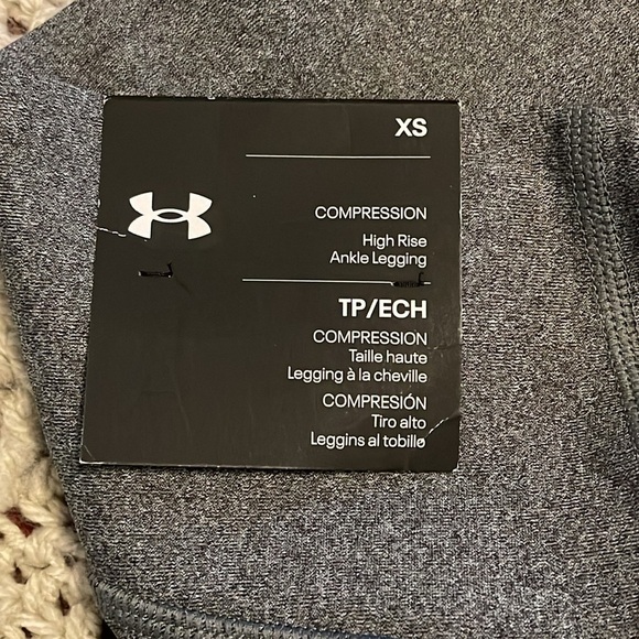 NWT Under Armour compression high-rise ankle leggings heat gear women’s XS gray - Picture 9 of 16